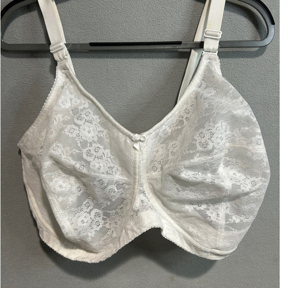 Elila White Full Coverage Bra Women 44K Floral Lace Wireless Support Non Padded